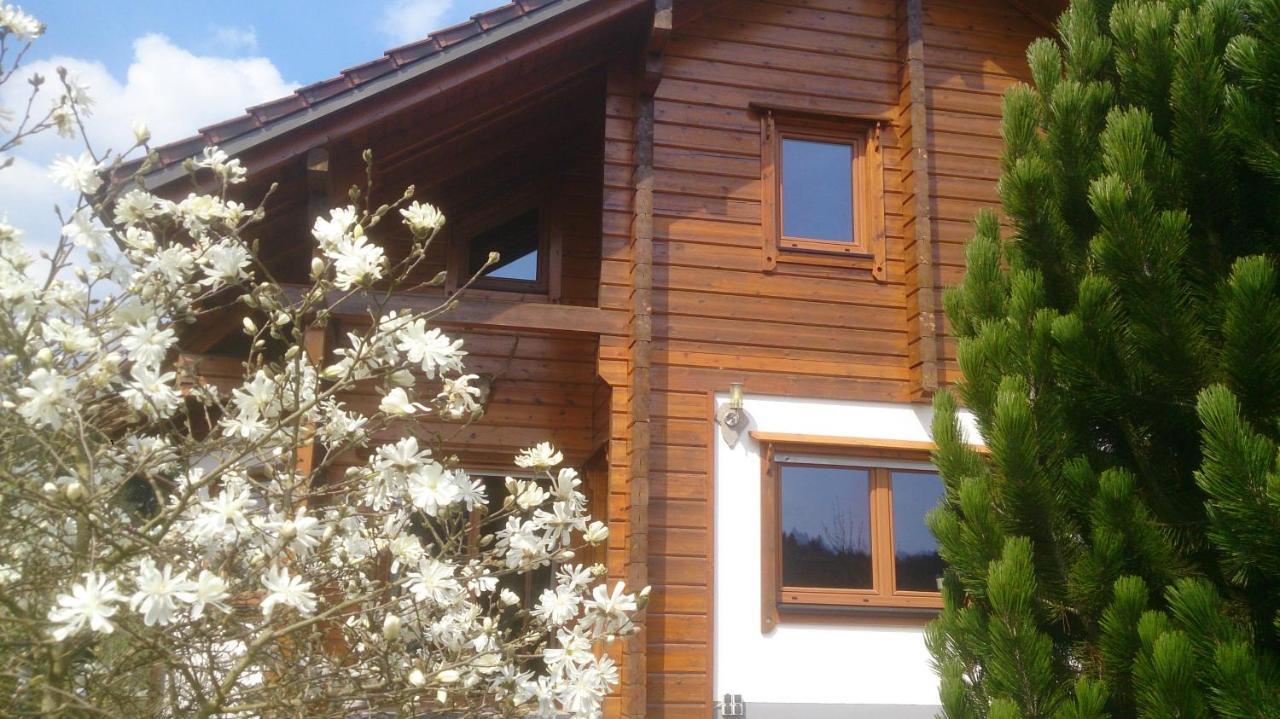 Steewer Landhaus Gemuetliche Ferienwohnung Bis 6 Pers In Ruhiger Ortsrandlage Stebach Εξωτερικό φωτογραφία